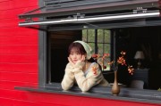 LPL女主持小鈺春遊美照　甜笑展新貌