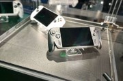 外媒實拍ROG Xbox掌機 科隆展設專場深度介紹